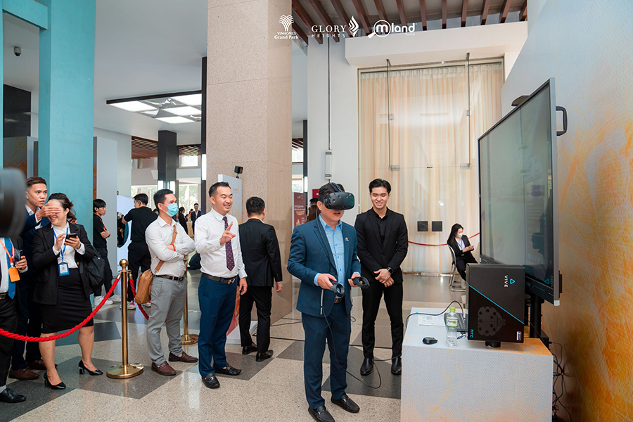 Trải nghiệm VR thực tế ảo cuộc sống tại Vinhomes Grand Park